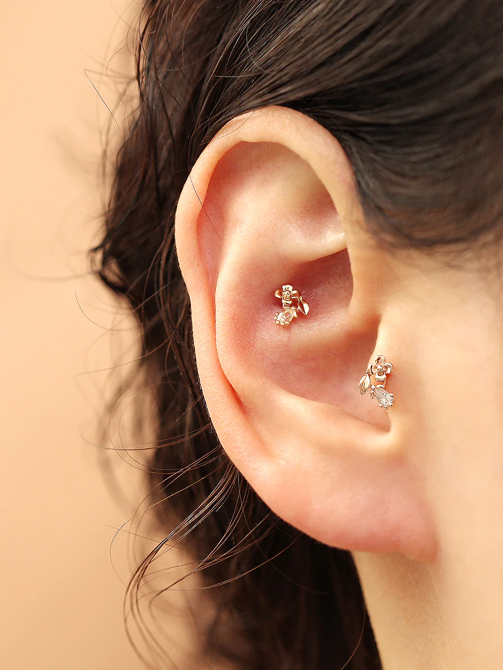 14K Gold Teardrop Flower Leaf Cartilage Earring 20G - Image 6