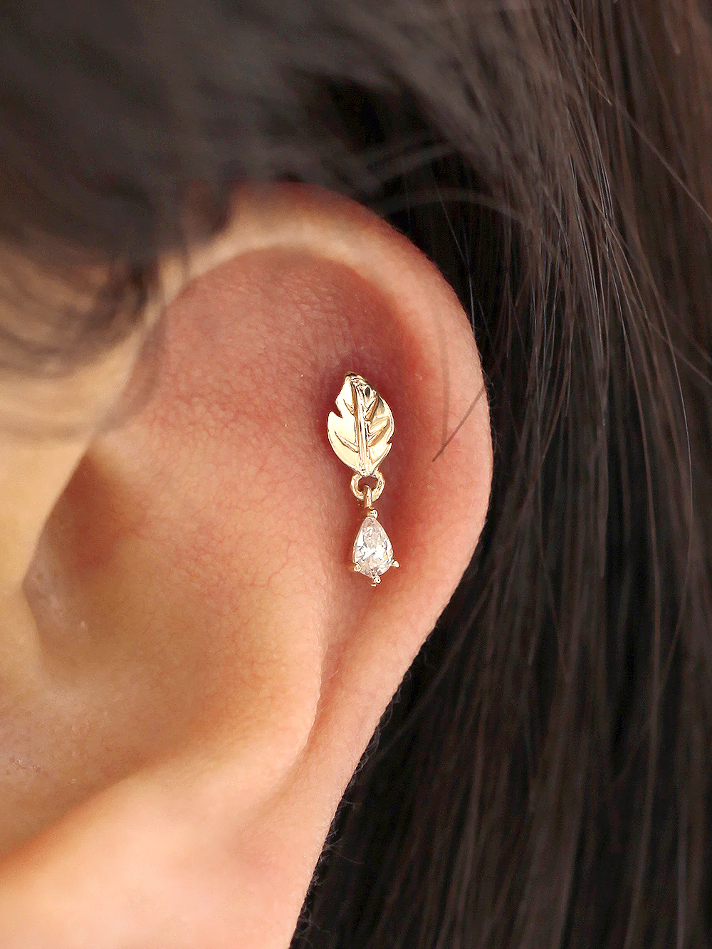 14K gold Teardrop Leaf cartilage earring 20g - Image 8