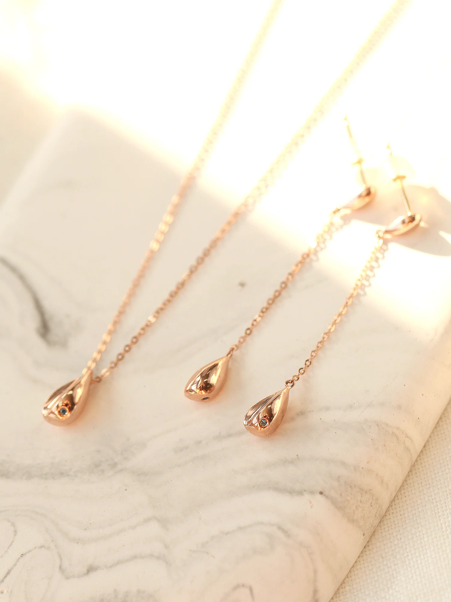 14K Gold Teardrop Long Drop Earring - Image 9