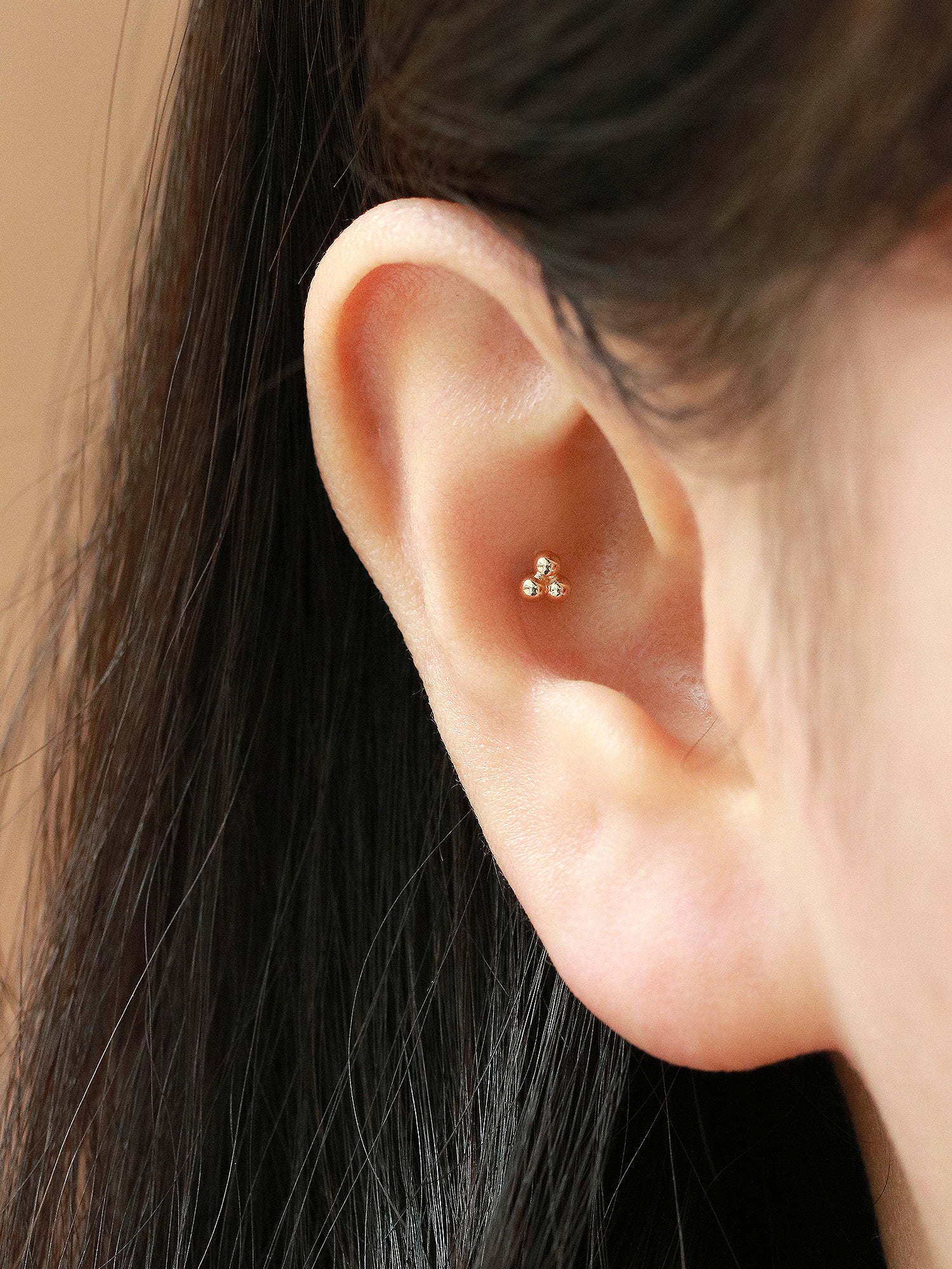 14K Gold Triangle Ball Cartilage Earring 20G - Image 3