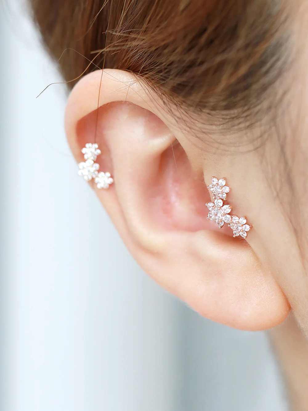 14K Gold Triple Flower Cartilage Earring 20G - Image 6