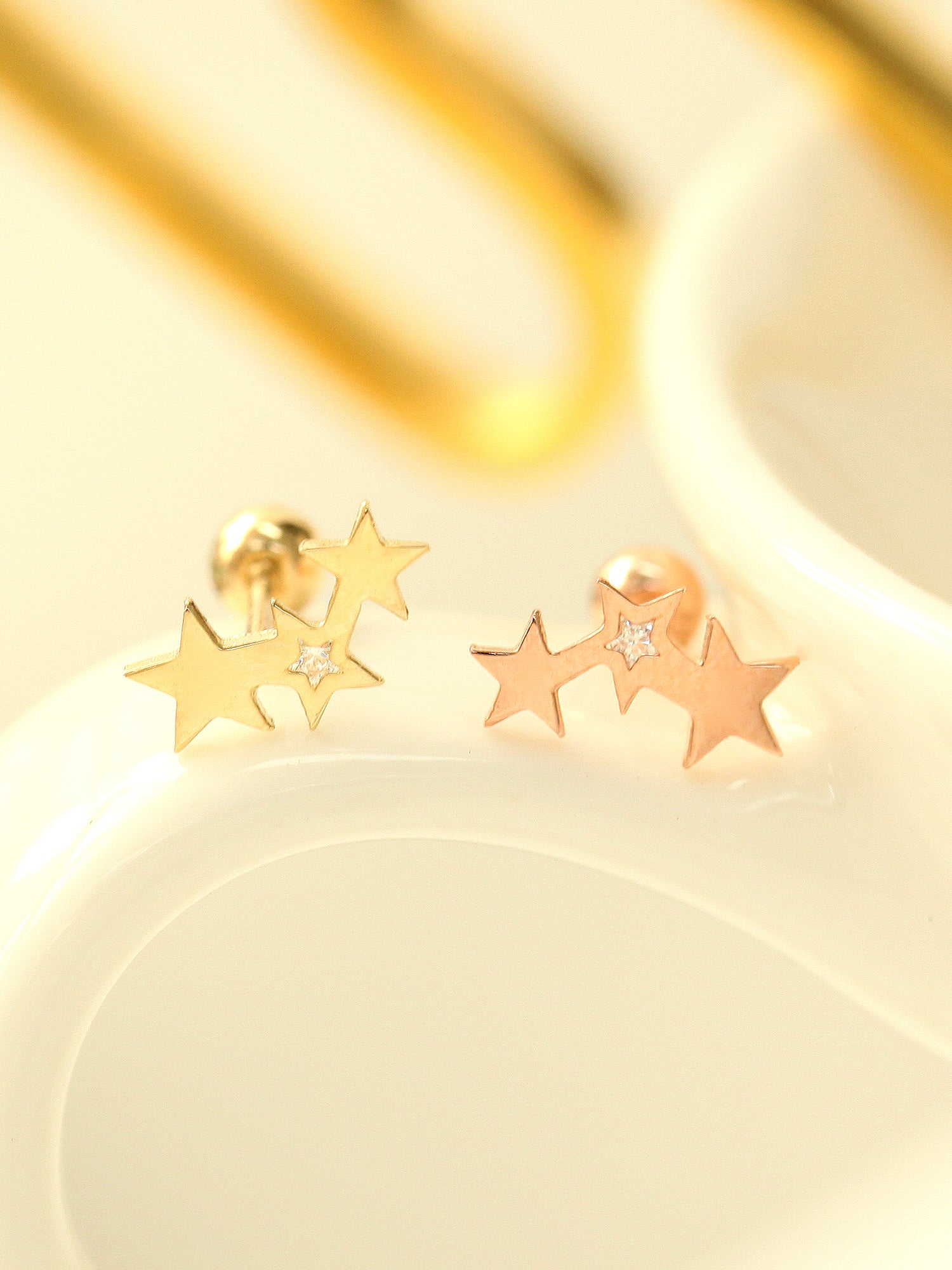 14K gold Triple Star Cubic Cartilage Earring 20G - Image 2