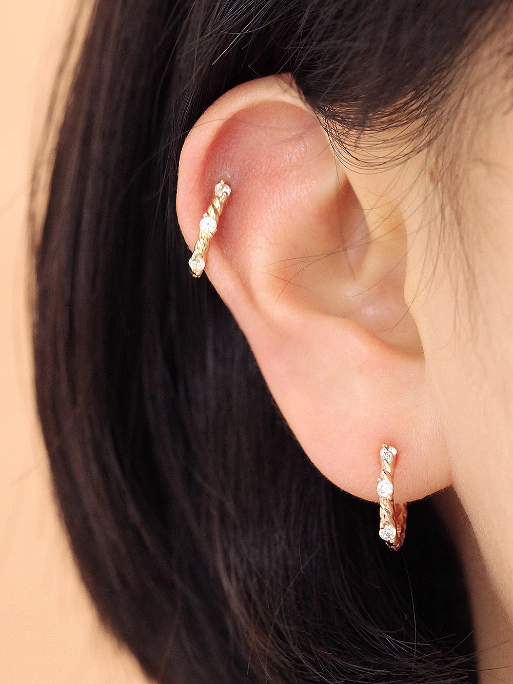 14K Gold Twist Cubic Hoop Earring - Image 2