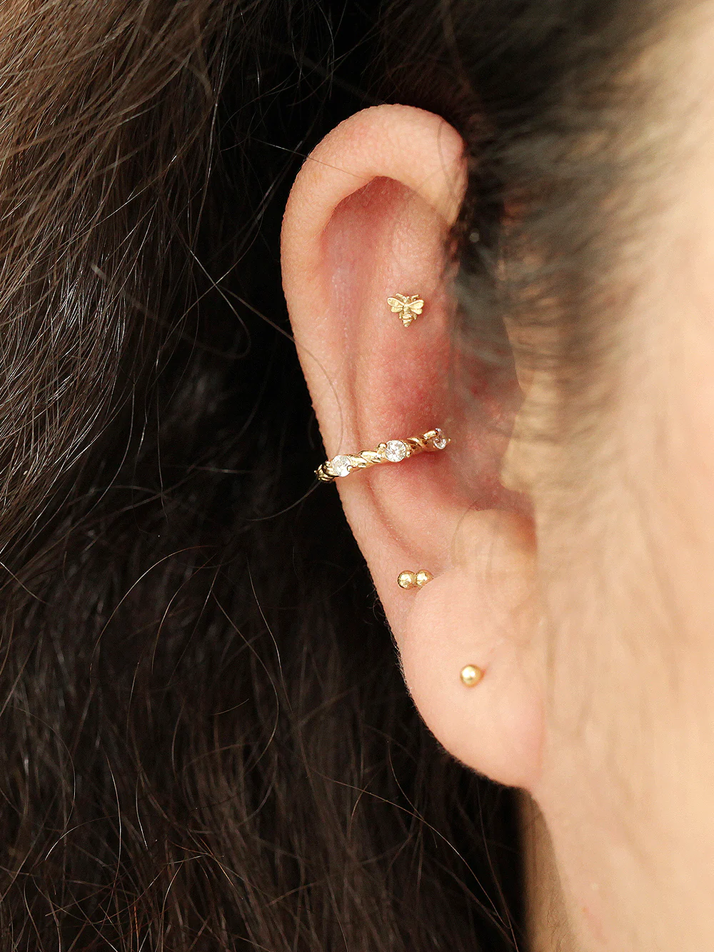 14K Gold Twist Cubic Hoop Earring - Image 5