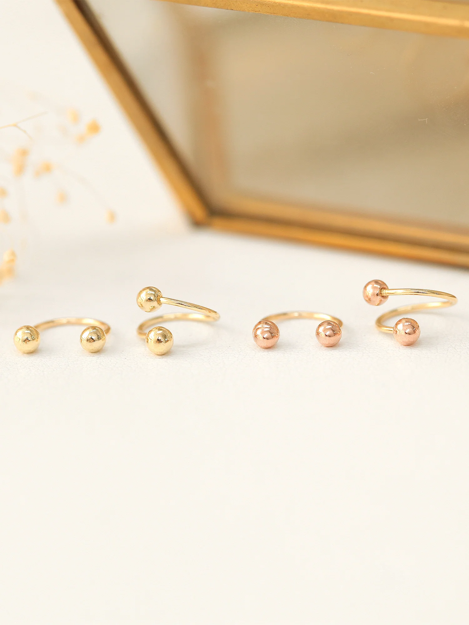 14K Gold Twist & Horseshoe Cartilage Earring 20G - Image 5