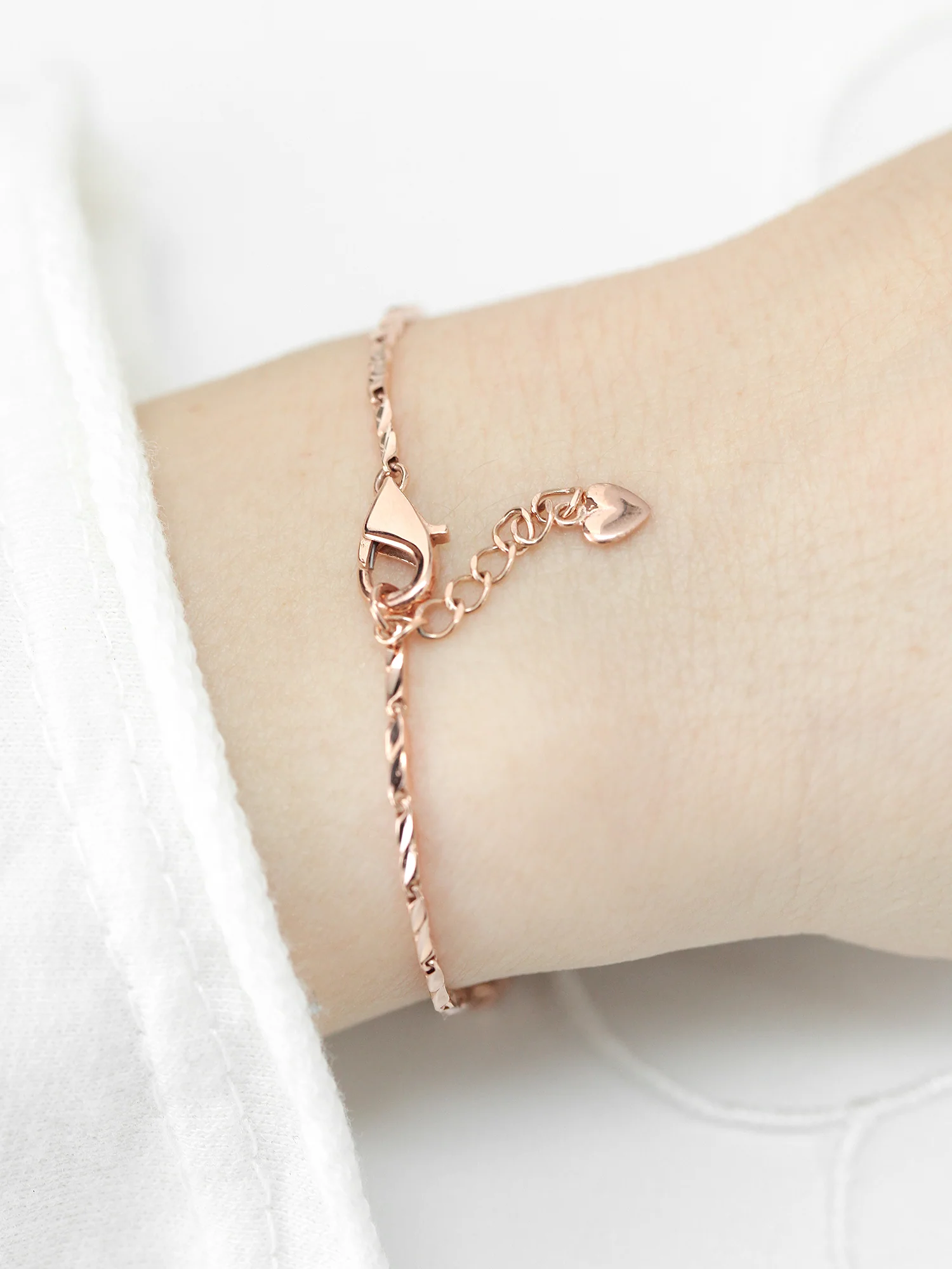 14K 18K Gold Cutting Ball Bracelet - Image 7