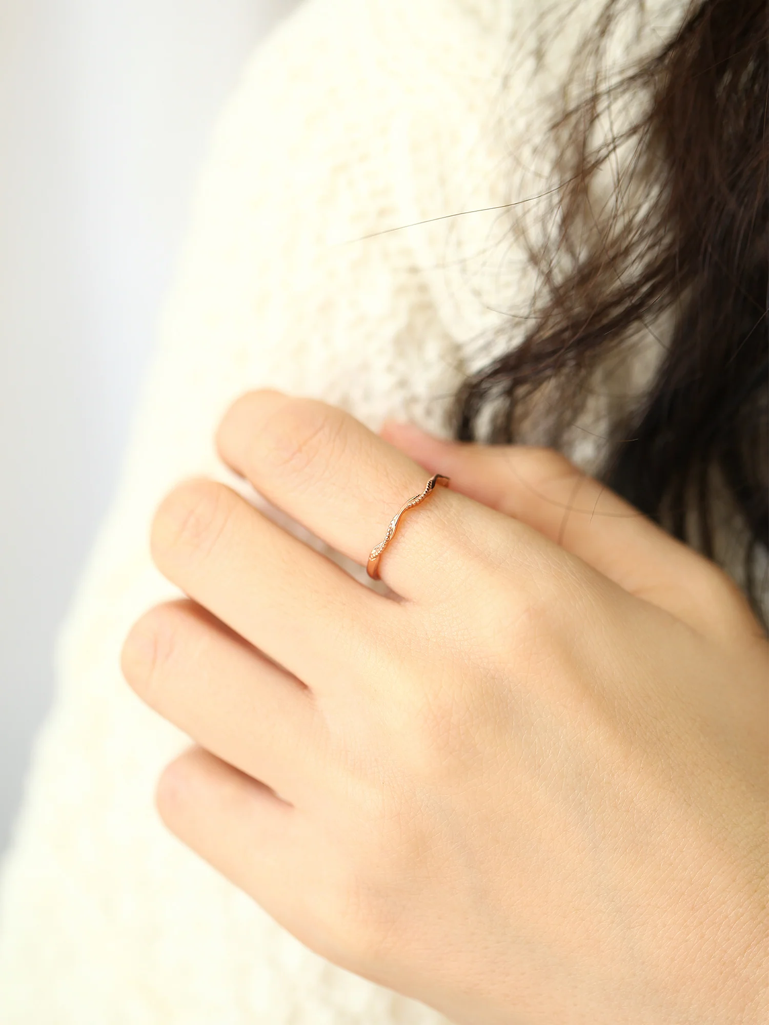 14K 18K Gold Wave Layered Ring - Image 10