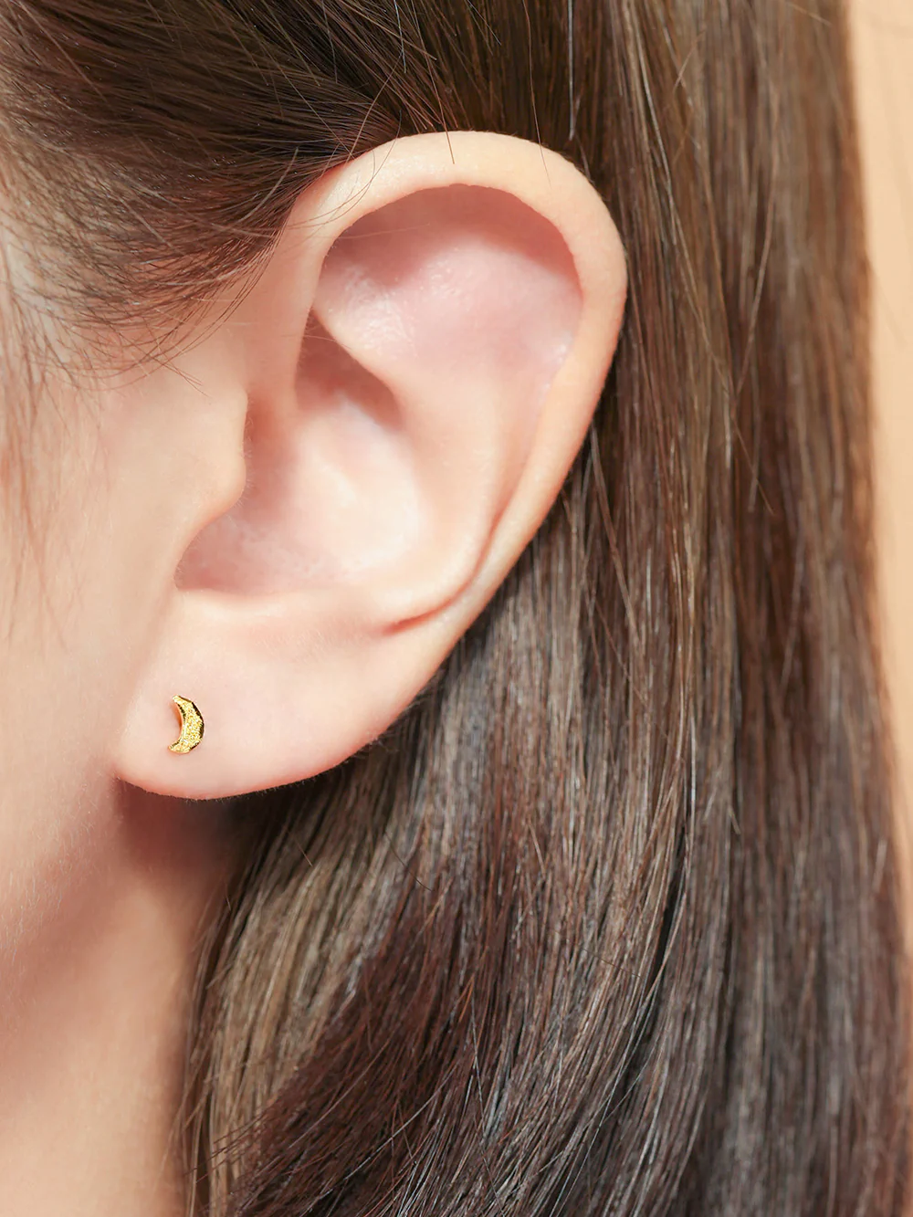 24K Gold Moon Star Cartilage Earring 20G - Image 6