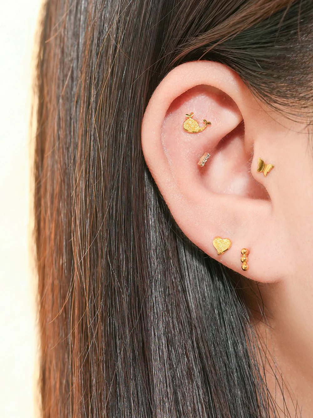 24K Gold Dive Whale Cartilage Earring 20G - Image 4