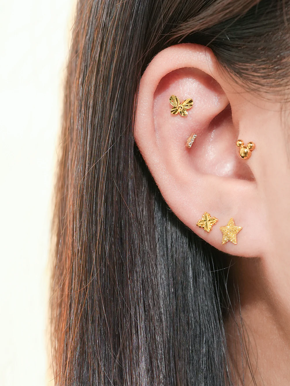24K Gold Four Leaves Piece Cartilage Earring 20G - Image 4