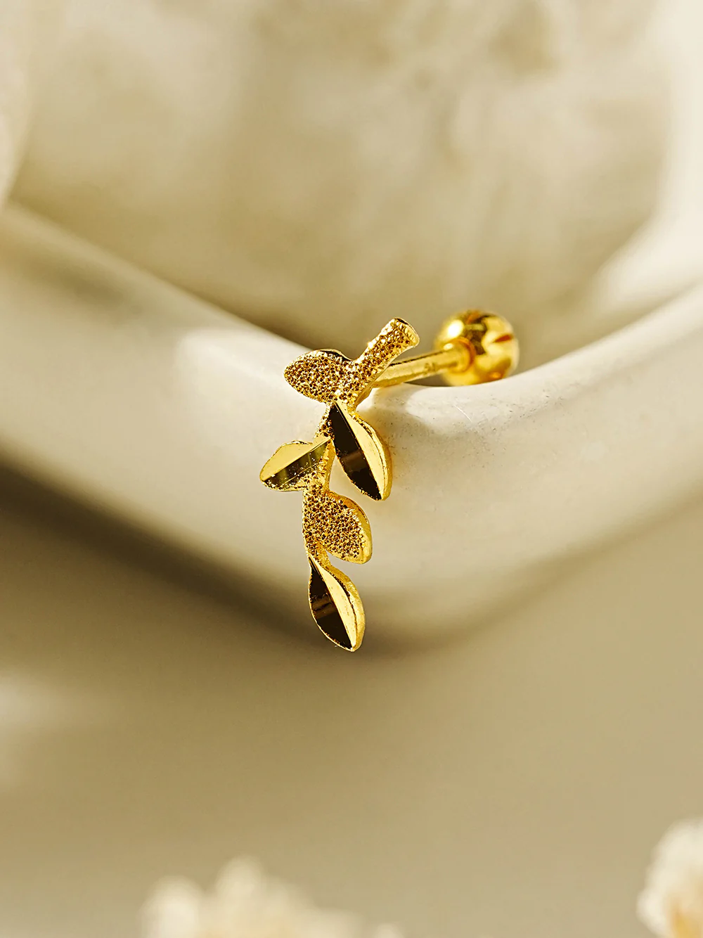24K Gold Kane Leaf Cartilage Earring 20G - Image 3