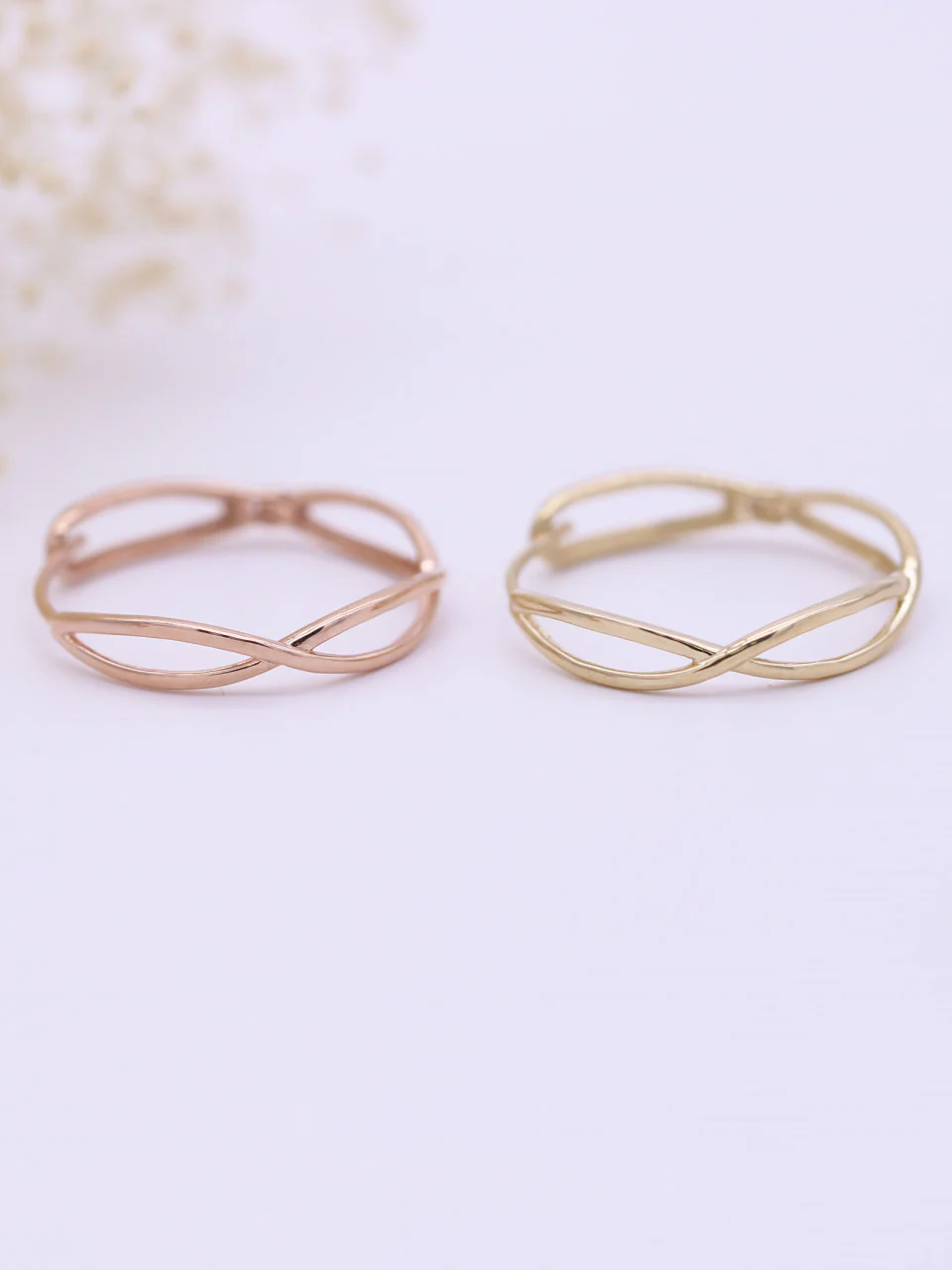 14K Gold Twist Hoop Earring - Image 6