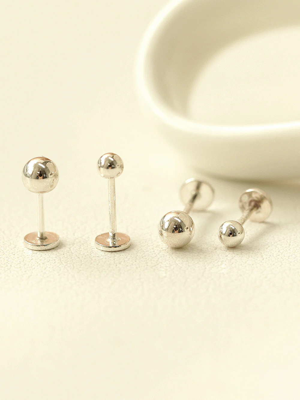 925 Silver 3mm / 4mm BALL externally threaded Labret piercing 20g - Image 4