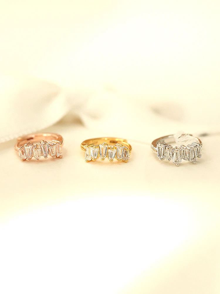 925 Silver Cubic Hoop Earring - Image 3