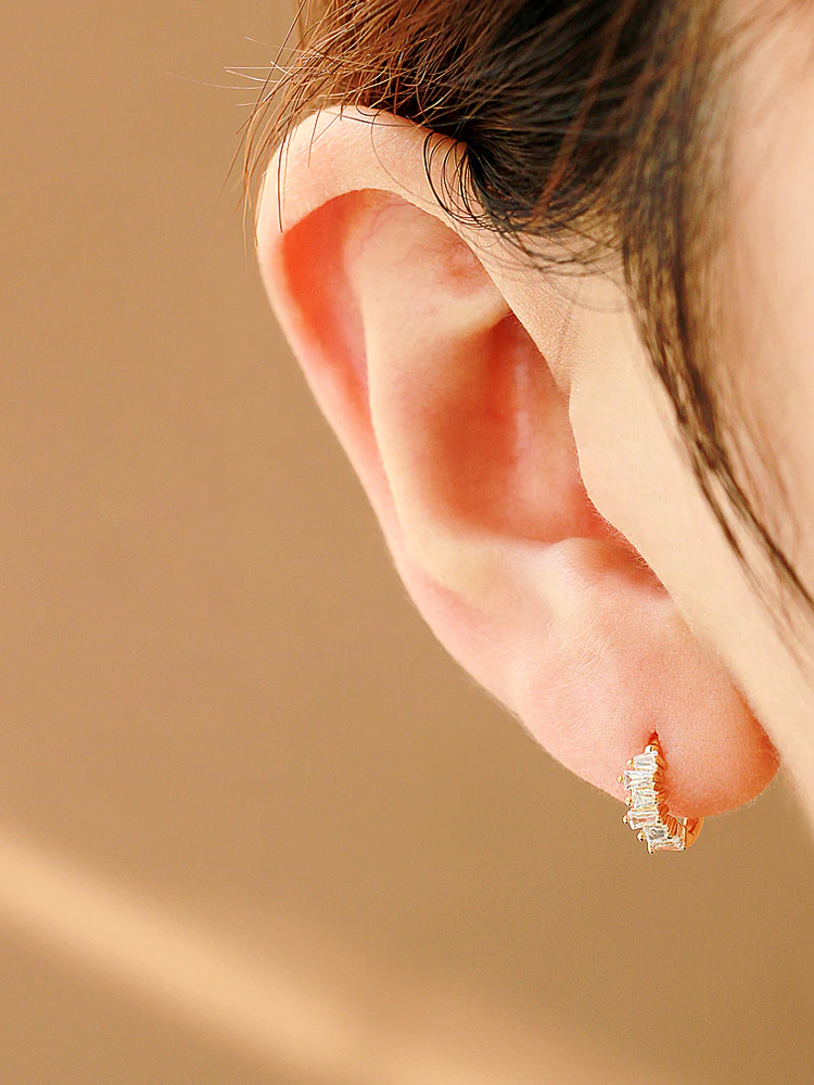 925 Silver Cubic Hoop Earring - Image 6