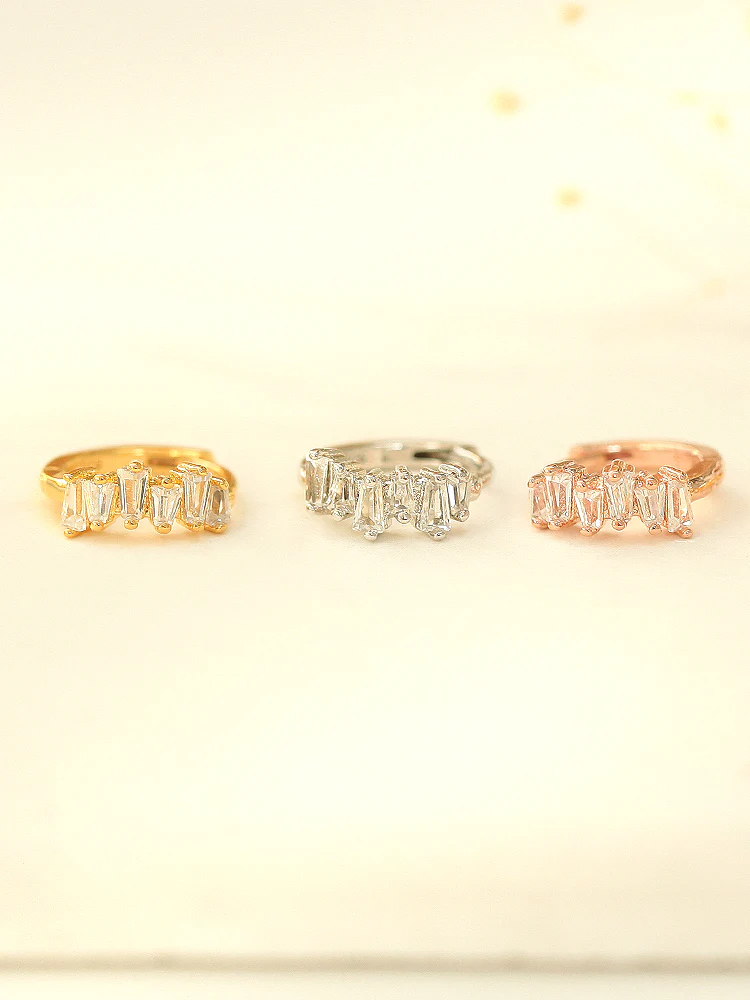 925 Silver Cubic Hoop Earring - Image 9