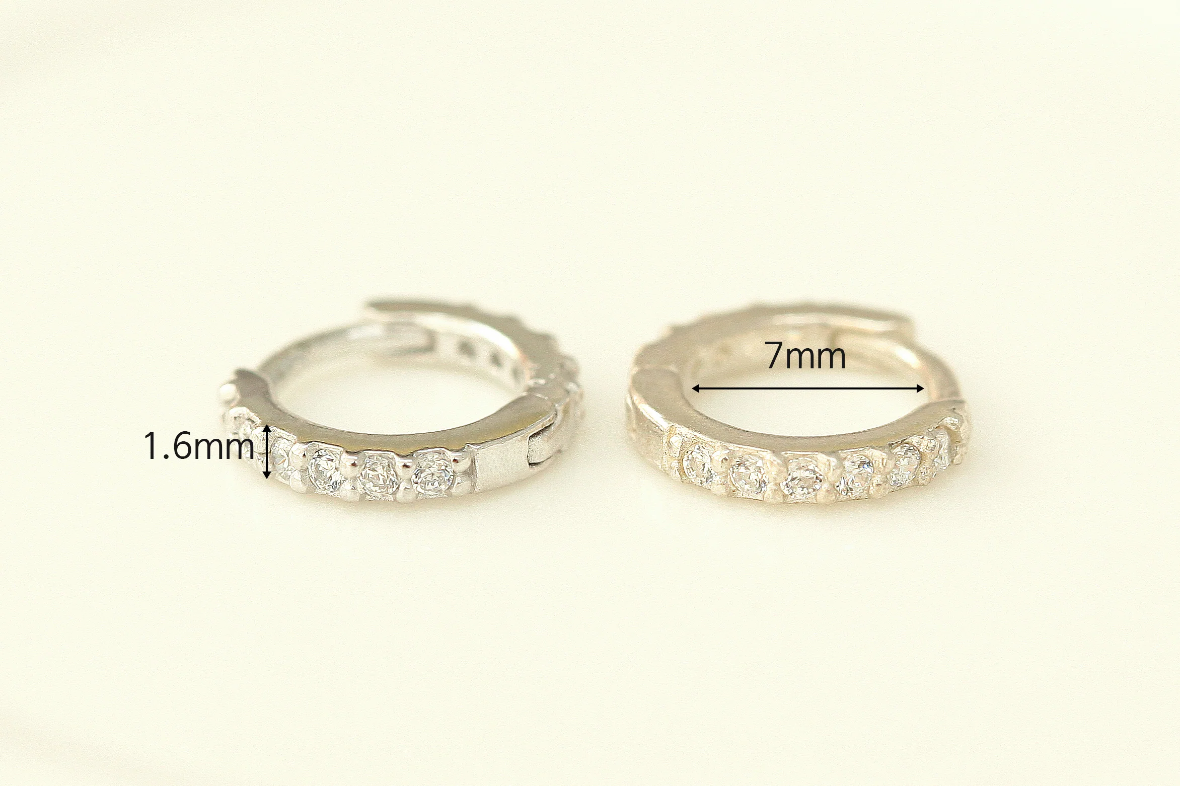 925 Silver CZ & Plain Hoop Earring - Image 11