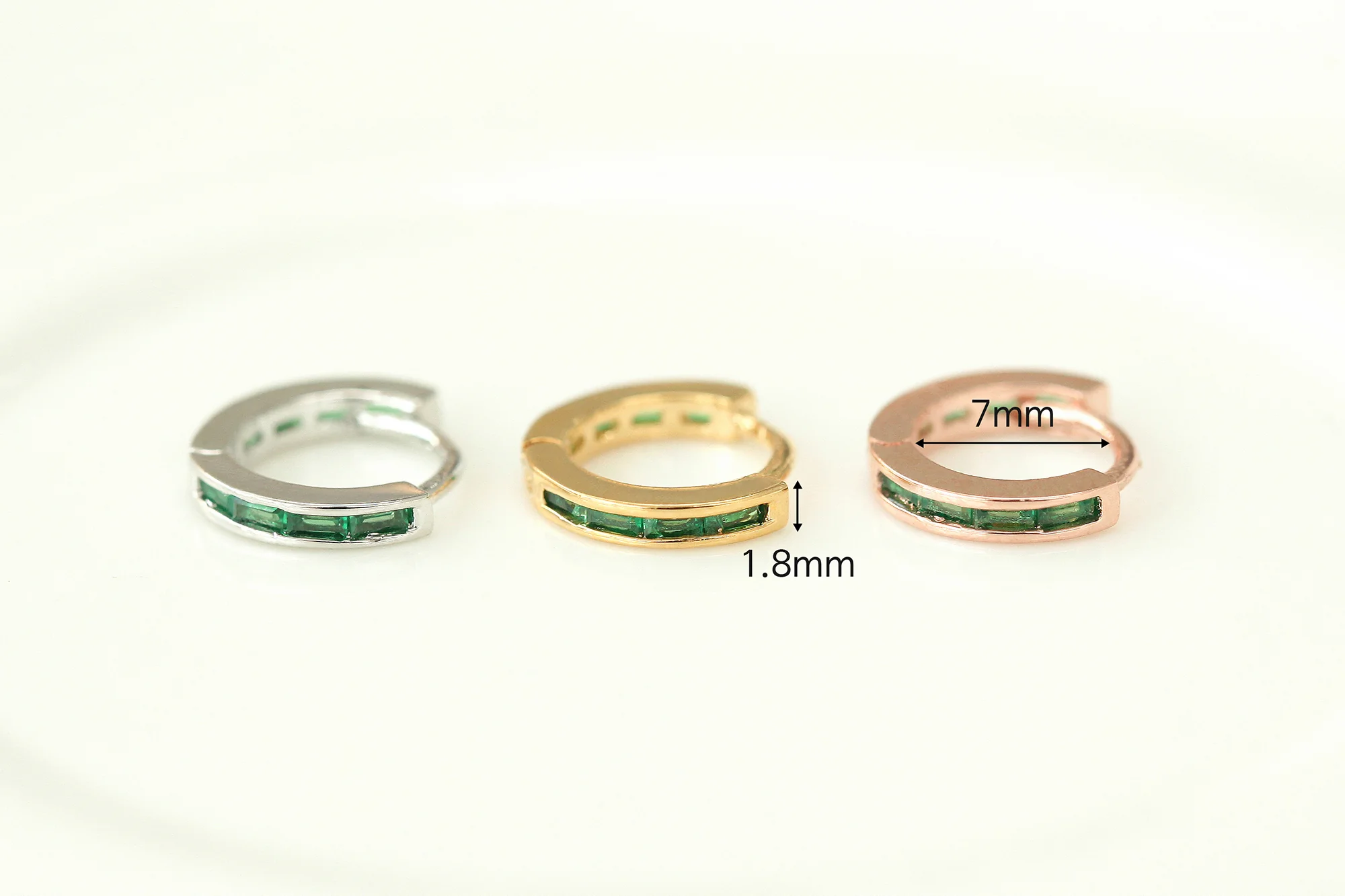 925 Silver Emerald Cubic Hoop Earring - Image 10
