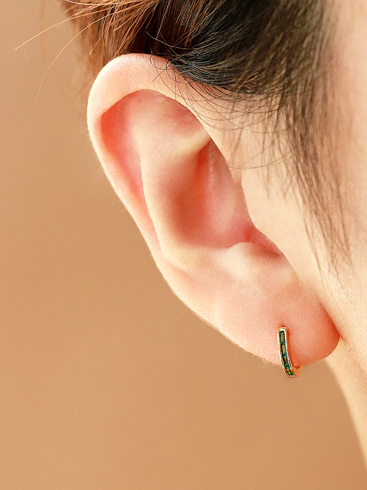 925 Silver Emerald Cubic Hoop Earring - Image 7