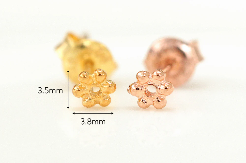 925 Silver Mini Flower Stud Earring - Image 10