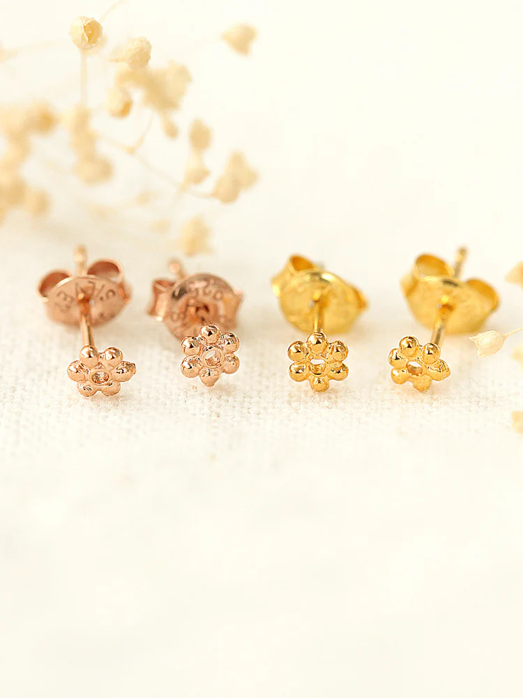 925 Silver Mini Flower Stud Earring - Image 7
