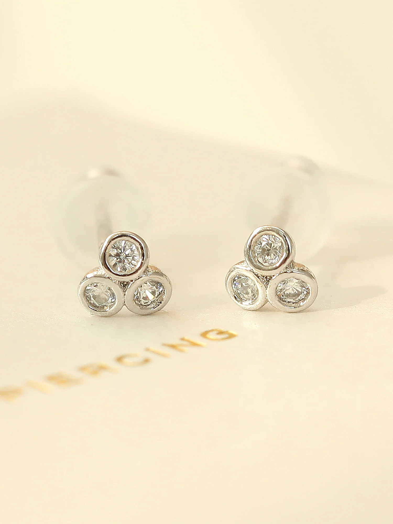 925 Silver Triangle Cubic Stud Earring - Image 6