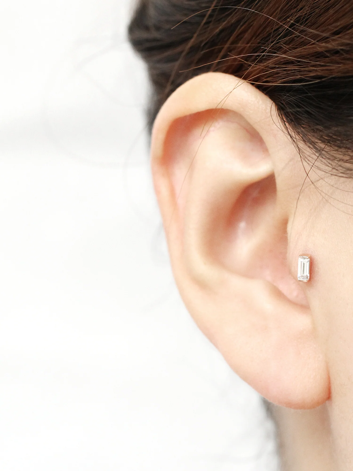 14K Gold Baguette CZ Bar Cartilage Earring 18G16G - Image 6