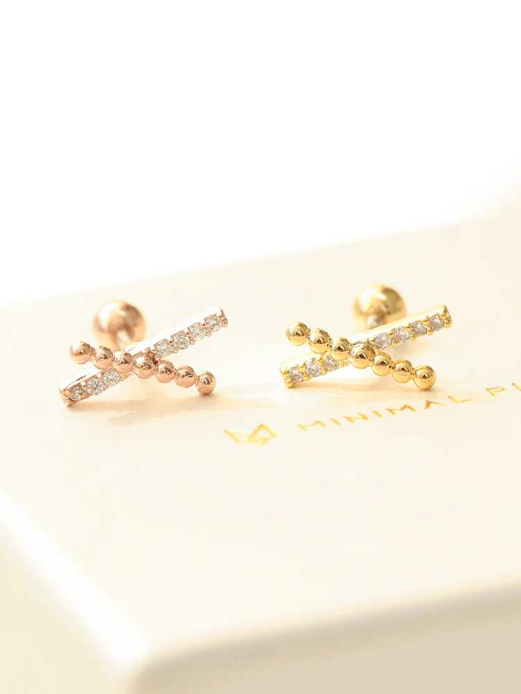Cross Cubic Ball Bar Piercing - Image 6