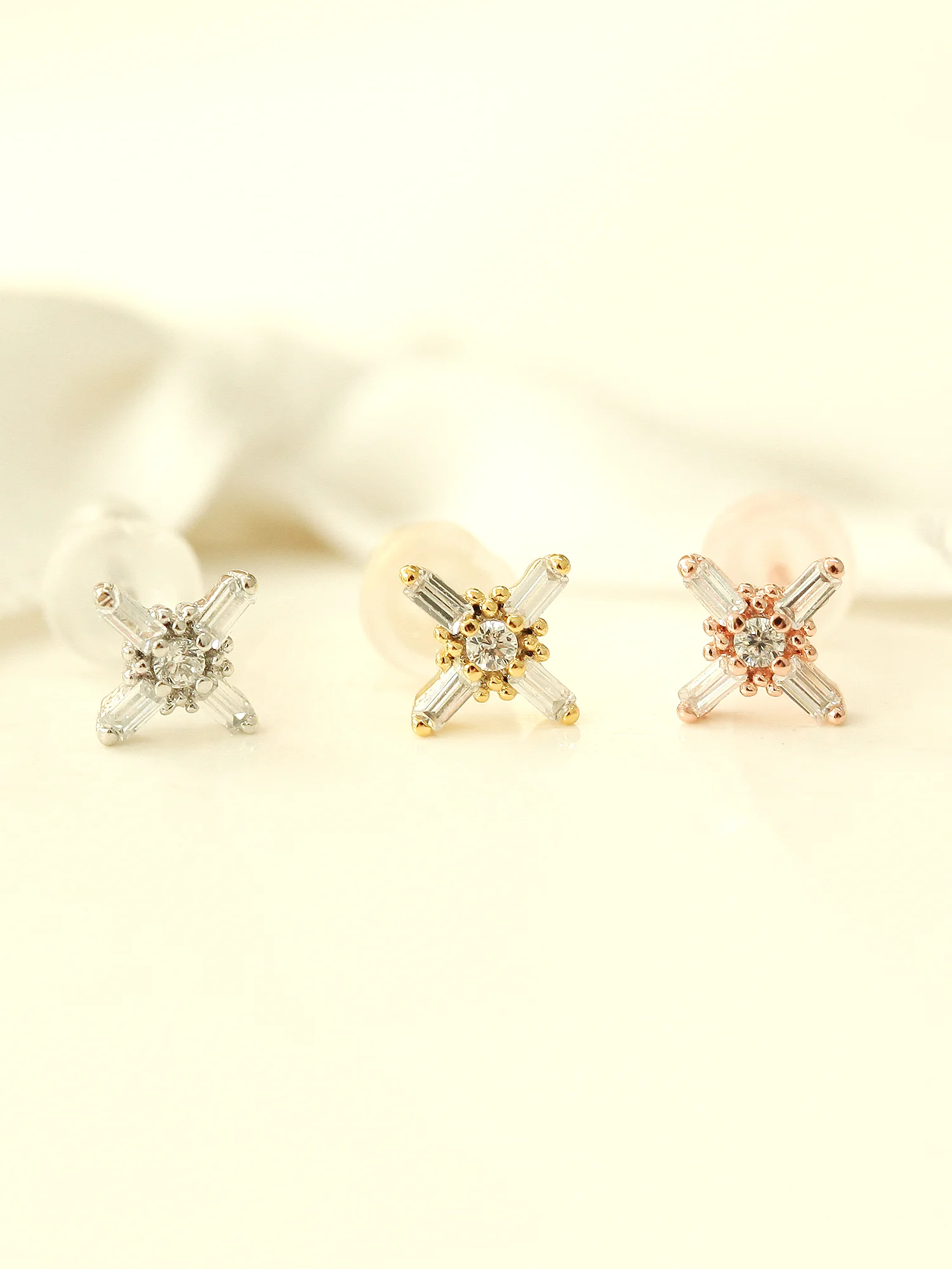 Cross Tepa Cubic Earring - Image 6