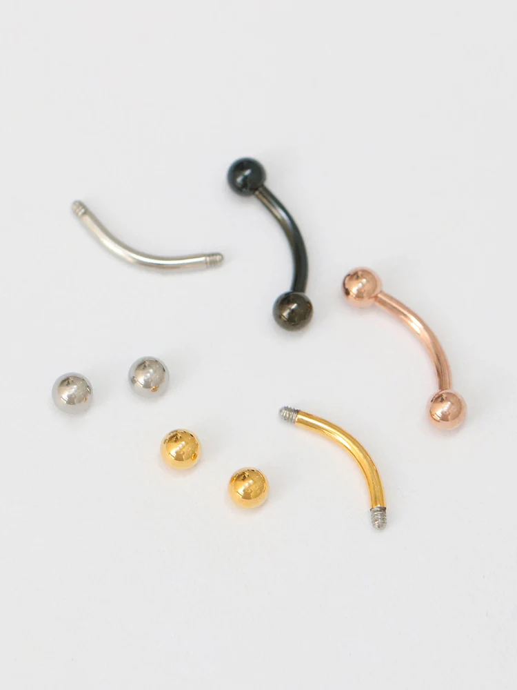 Curved Barbell piercing 3mm ball - Image 4