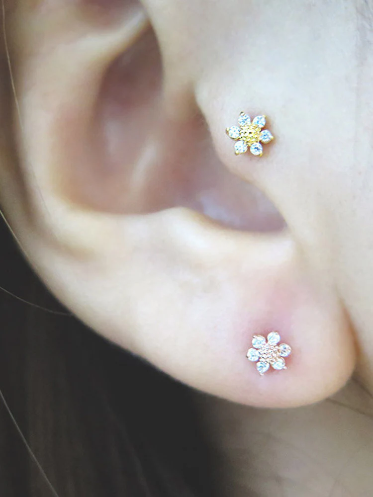 Dainty Mini Flower Cartilage earring - Image 4