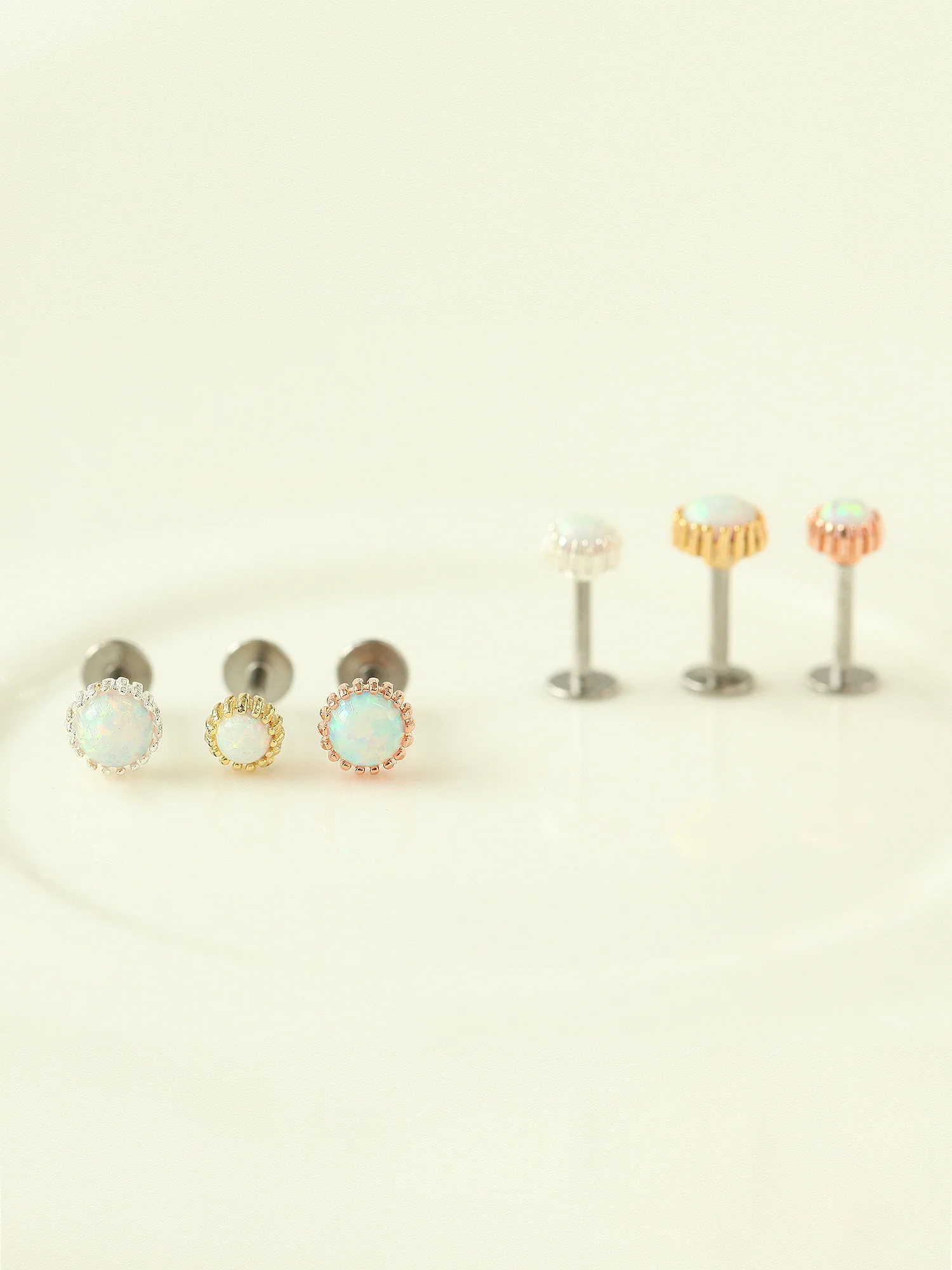 Frame Opal Cartilage earring - Image 3