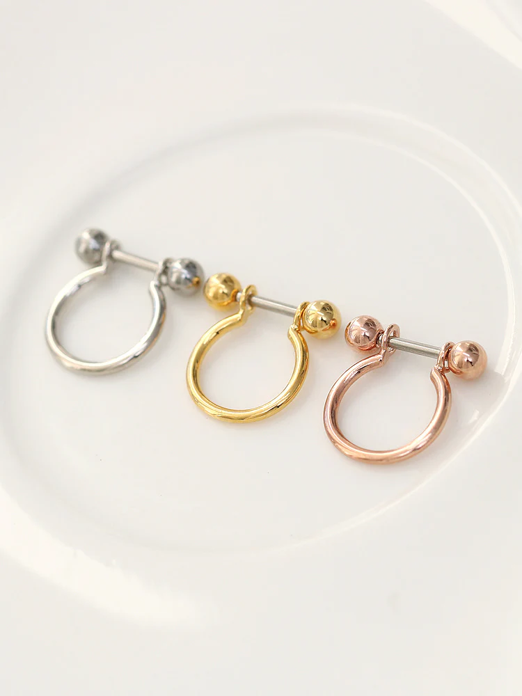 Horseshoe ring piercing - Image 3