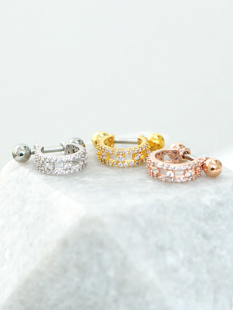 Horseshoe Square Conch piercing - Image 3