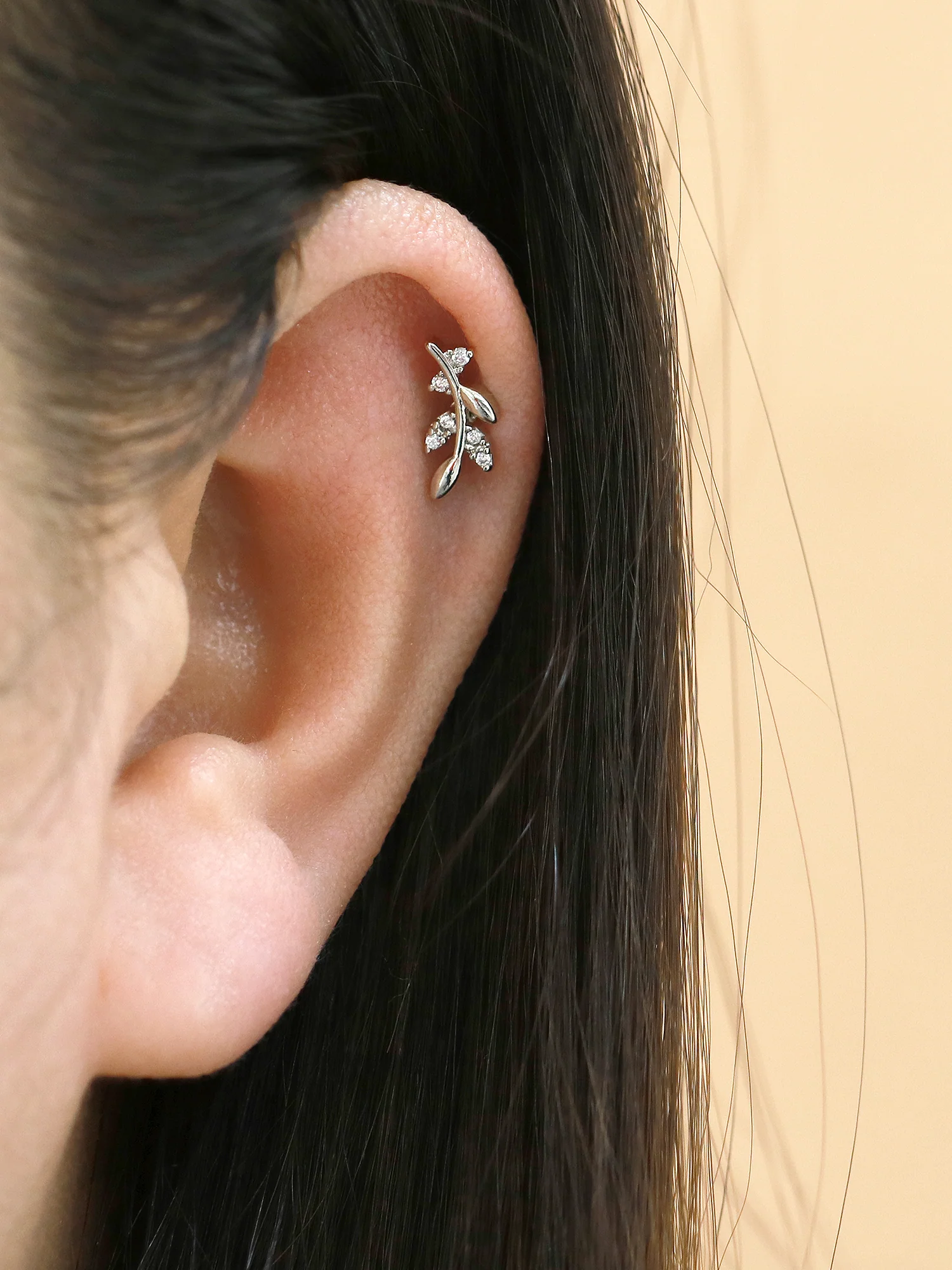 Leaf Cubic Piercing - Image 8