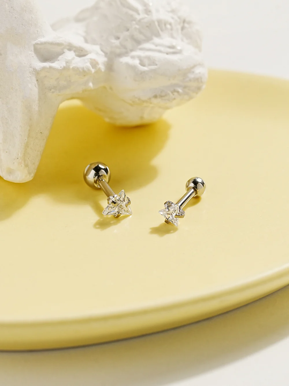 Little Petite Triangle Cartilage Ear Piercing 16G - Image 2