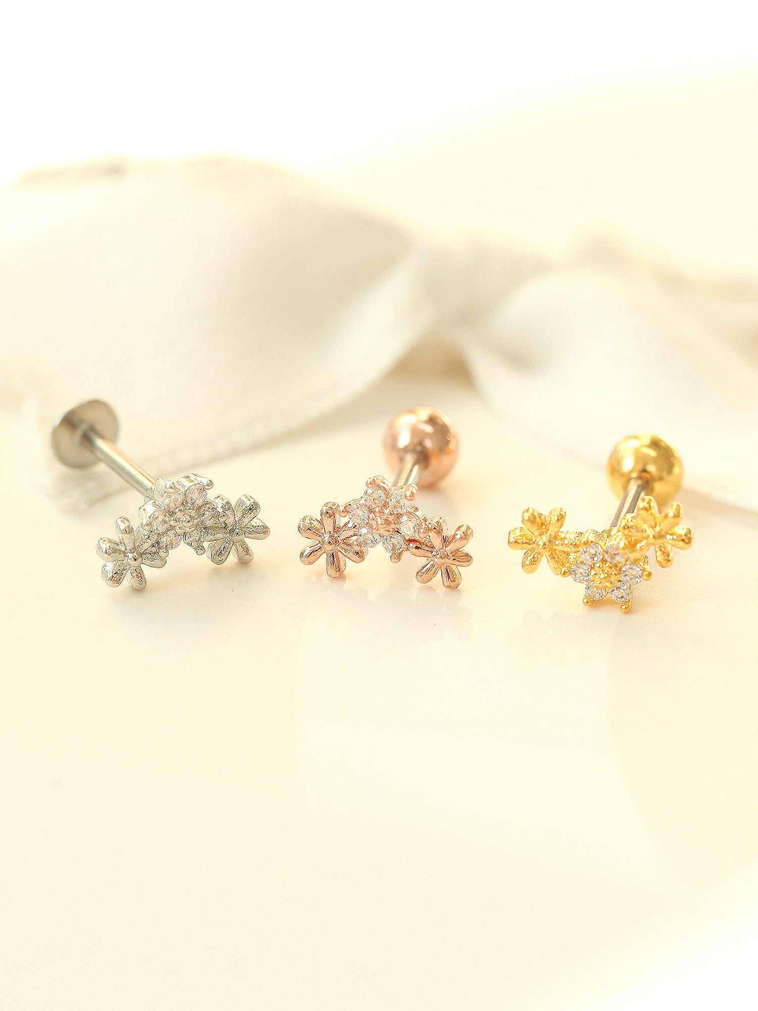 Mini Triple Daisy Piercing - Image 4