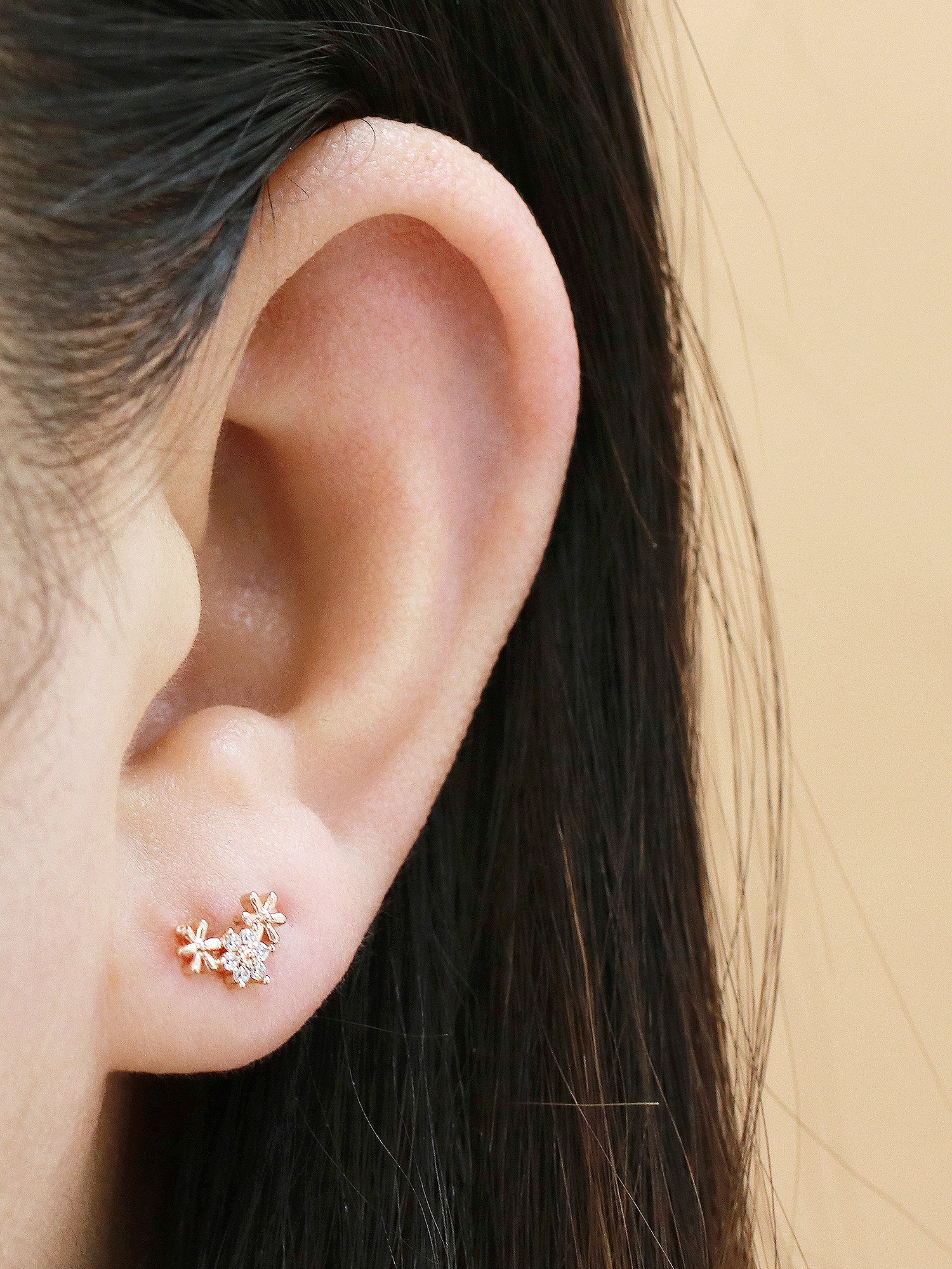 Mini Triple Daisy Piercing - Image 5
