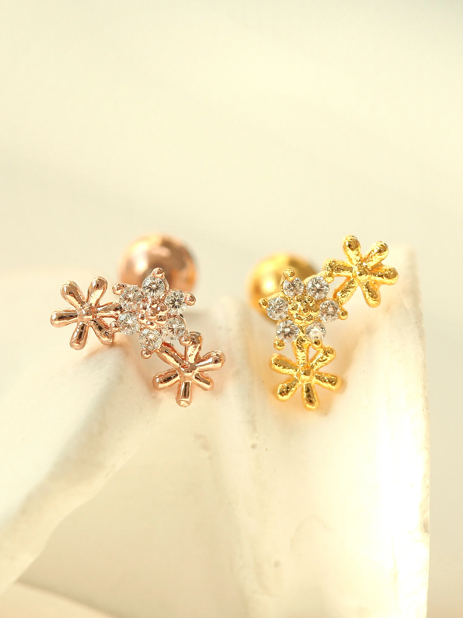 Mini Triple Daisy Piercing - Image 6