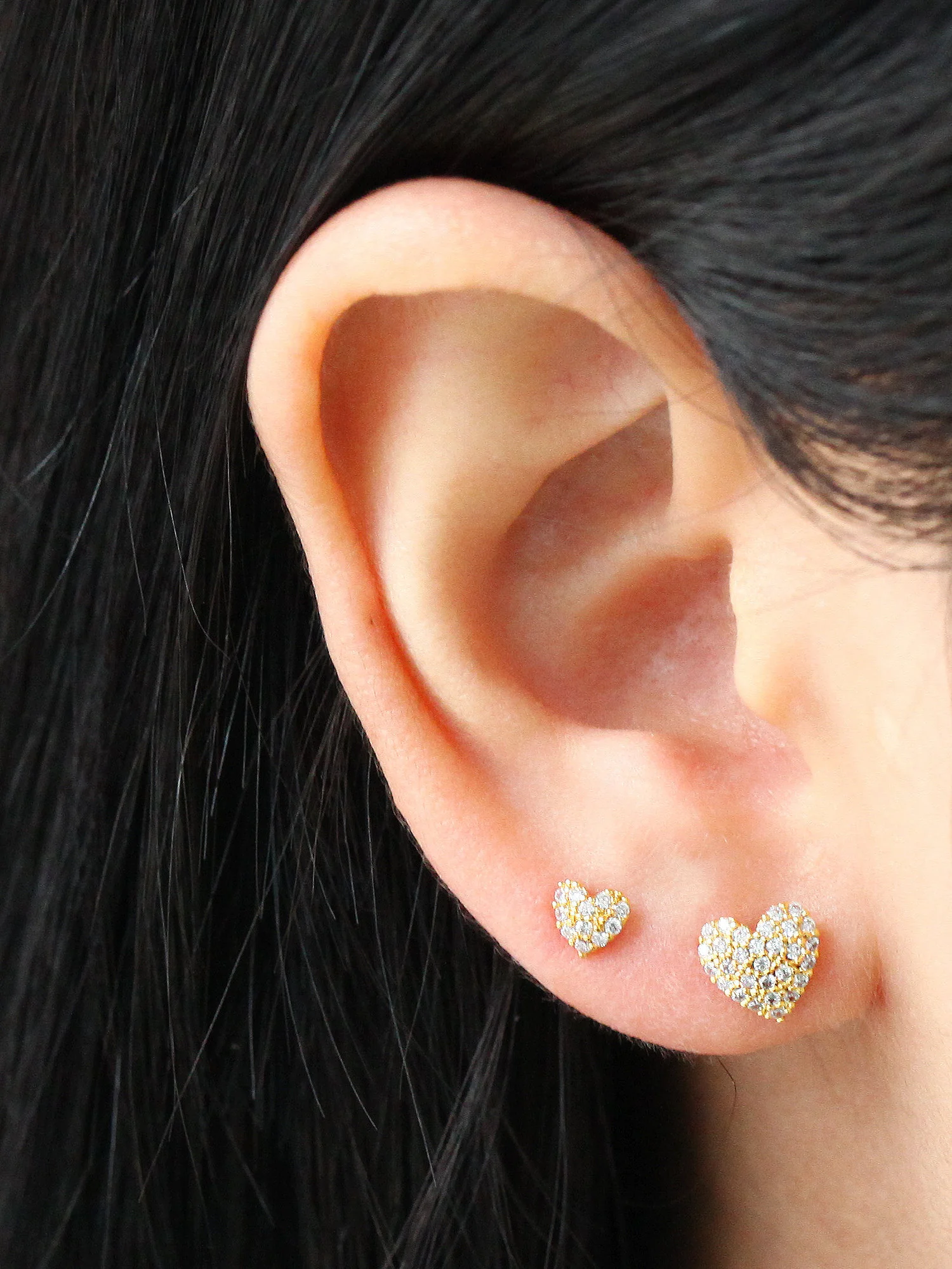 Pave heart Cartilage Earring - Image 6