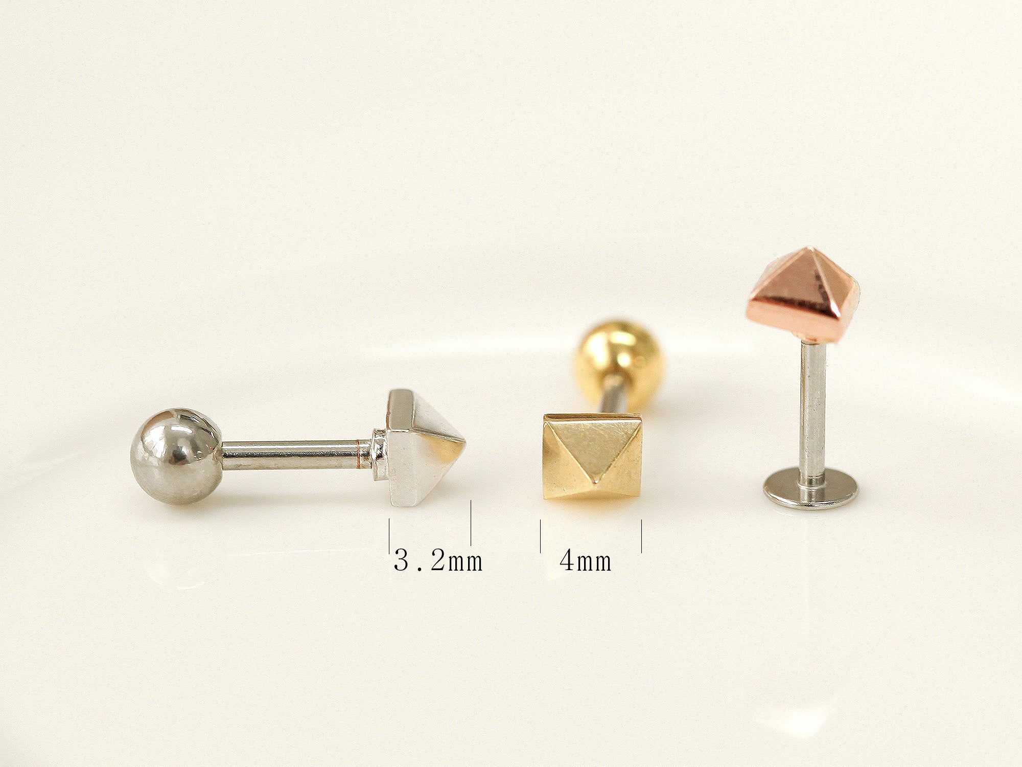 Pyramid Cartilage earring - Image 5