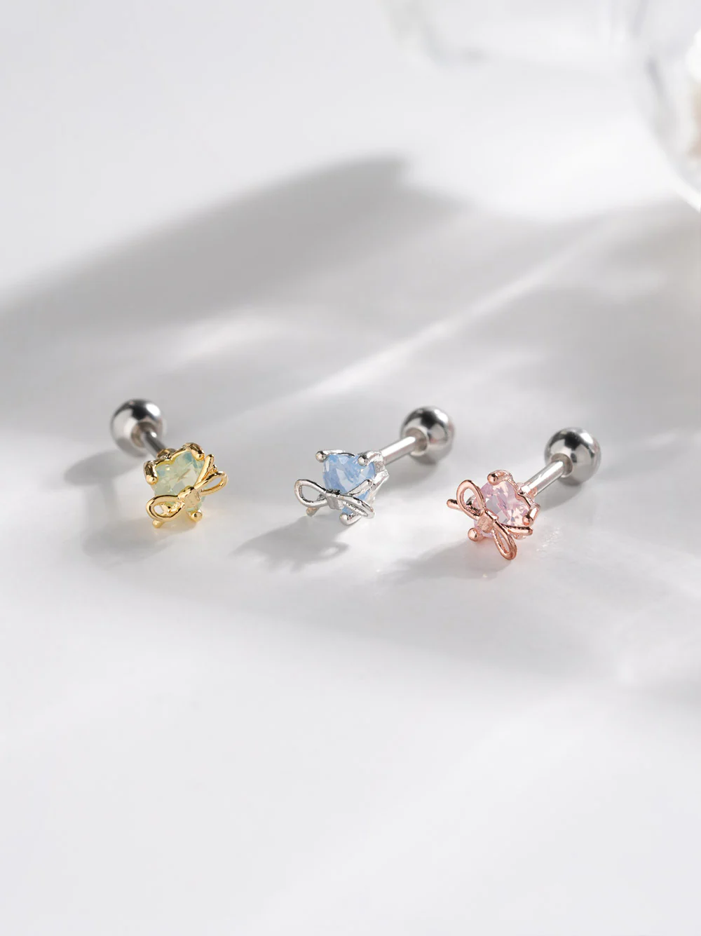 Ribbon Heart Cartilage Ear Piercing 18G16G