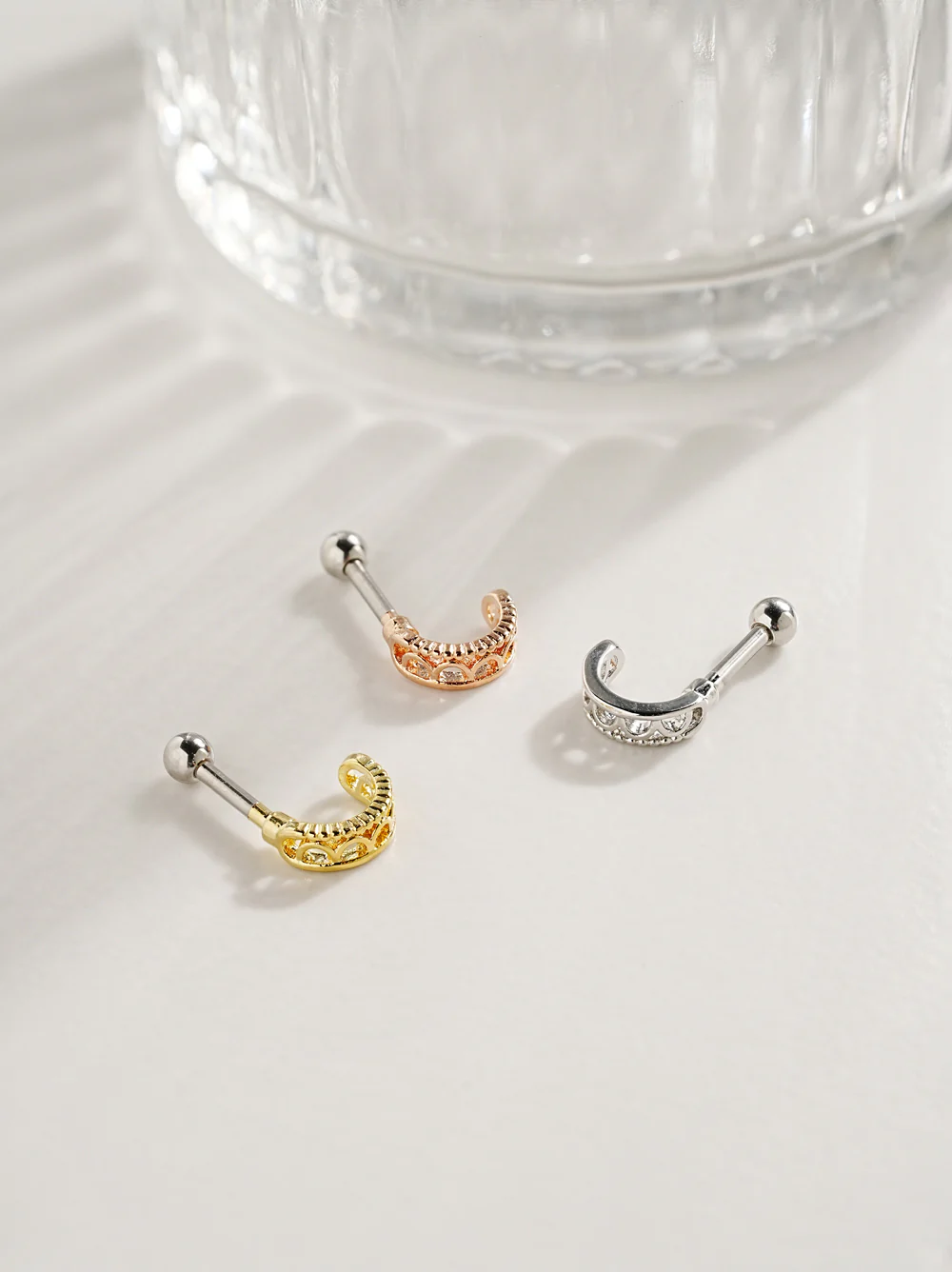 Sound Dotted Cartilage Ear Piercing 16G - Image 2